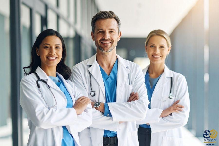 چطور بخش درآمد بیمارستان را دیجیتال کنیم؟ (مرحله به مرحله)